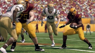Illustration for article titled See 29 Teams in 28 Screens of NCAA Football 11